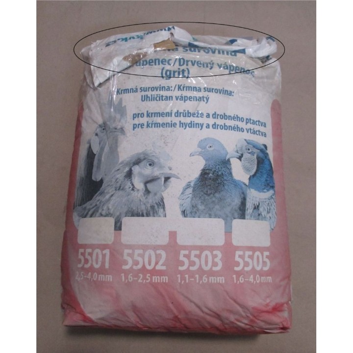 Poškozený Vápenec drcený - grit 24kg pro krmení drůbeže a drobného ptactva