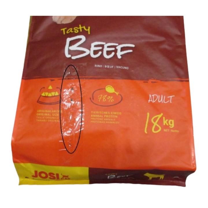 Poškozená  JosiCat 18kg Tasty Beef