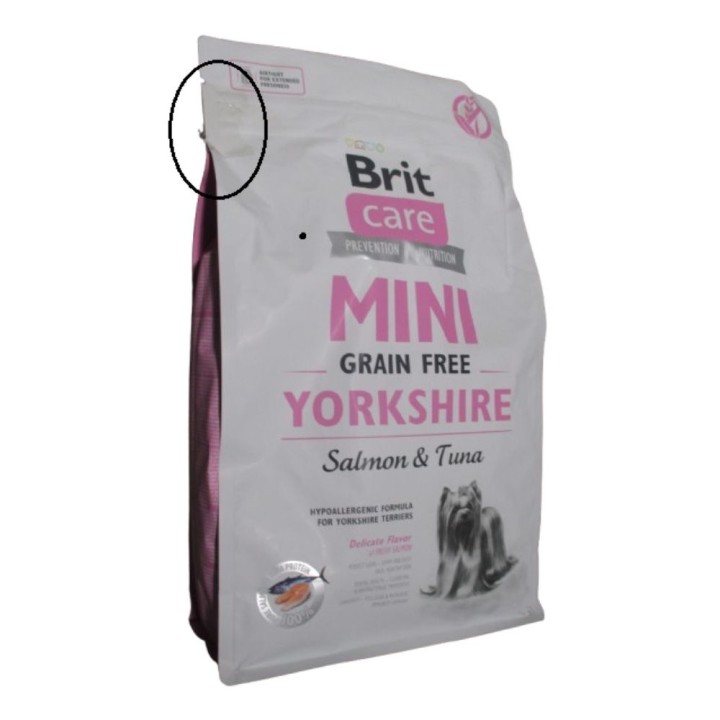 Poškozený Brit Care Mini 2,0kg Yorkshire grain free Salmon+Tuna dog